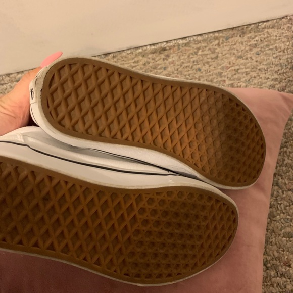 White vans - Picture 5 of 6